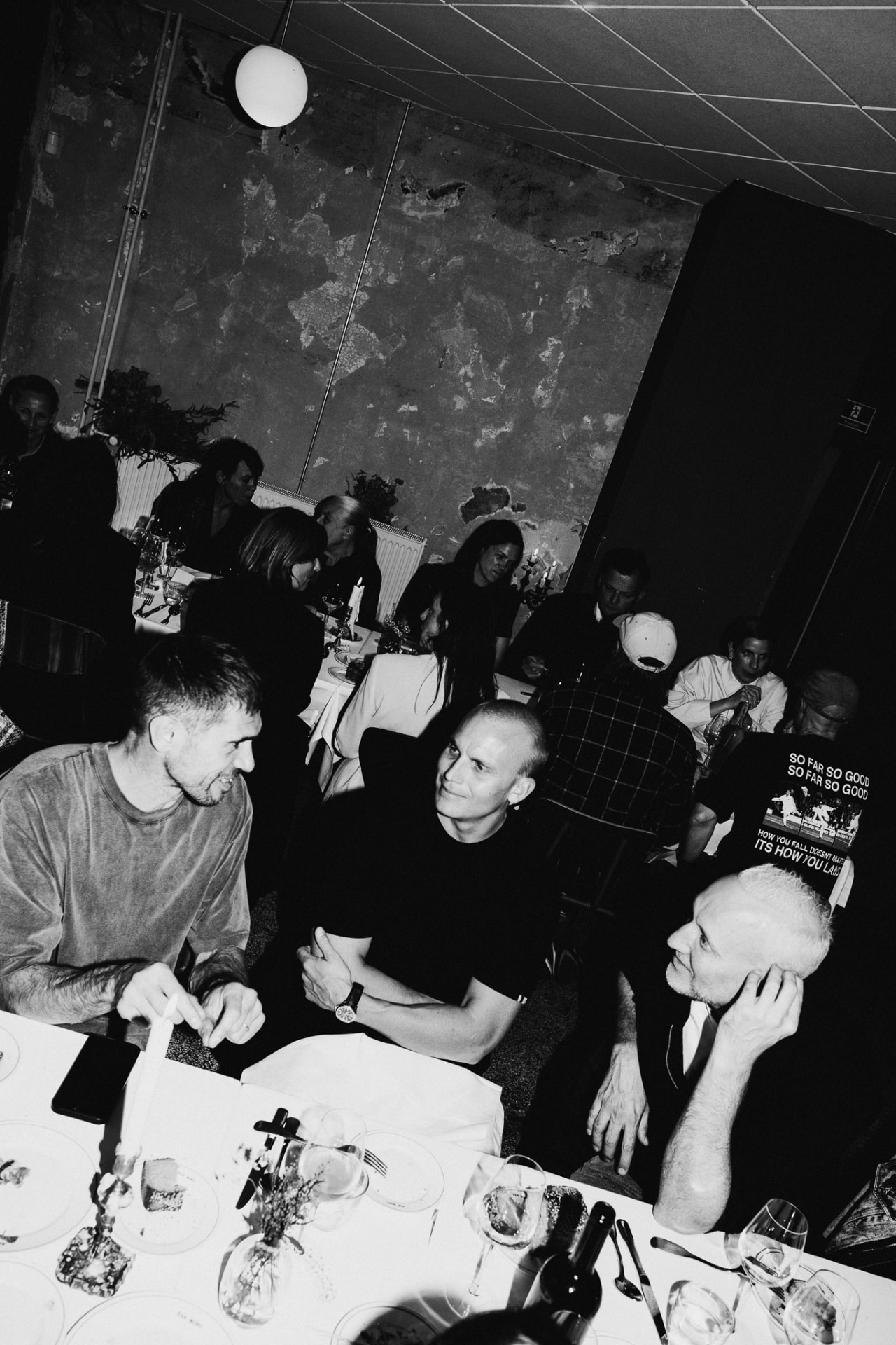 Interior & Architecture Dinner — guests in the Nordiska Galleriet showroom